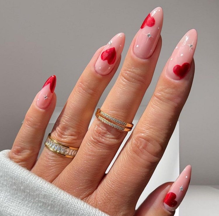 20 Valentine’s Day Nails Designs 2024 for Your Dinner Date!