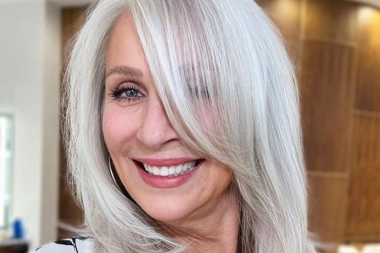 20 trendy hairstyles for older women to spice up their look in 2024