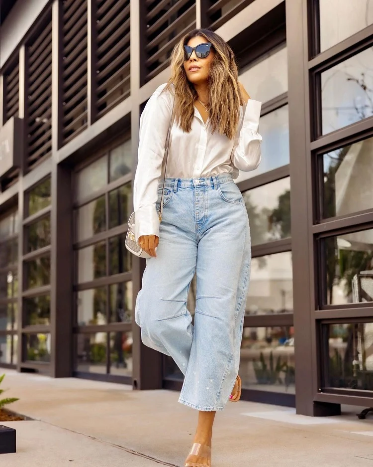 casual way to style barrel leg jeans