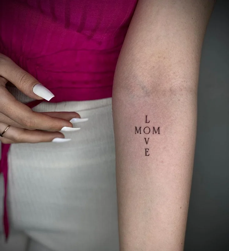 love mom tattoo for girls