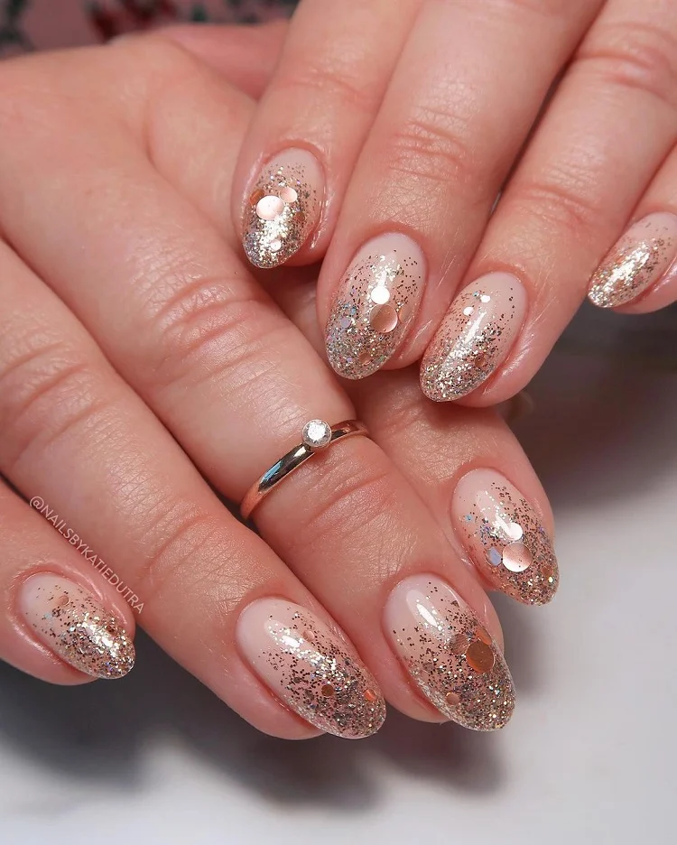 timeless glitter nails design