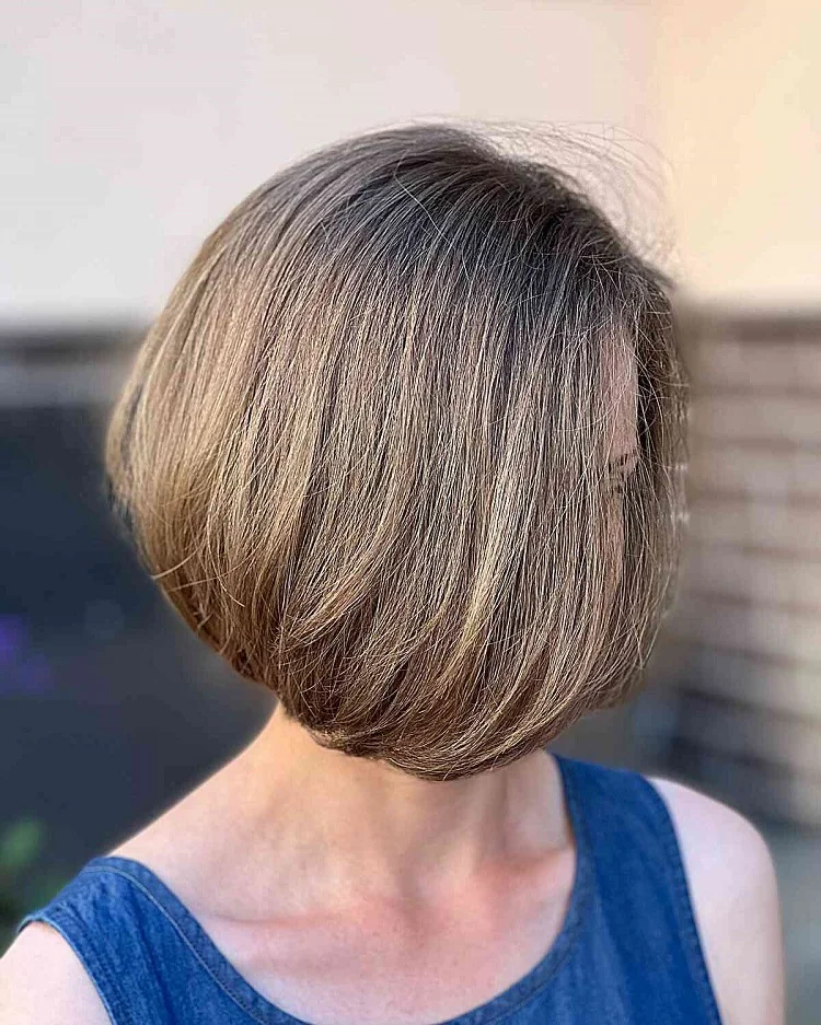 trendy layered bob for heart and oval face