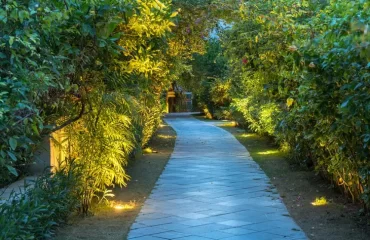 led pathway lighting with smart control system