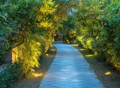 led pathway lighting with smart control system